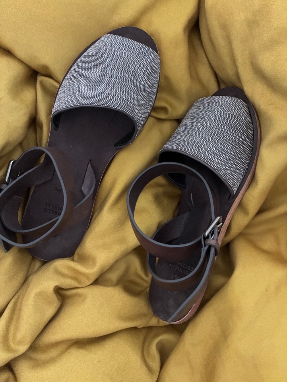 Brunello Cucunelli nwot chocolate brown sandals size 37